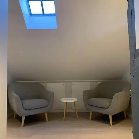 Sentral Toppleilighet Med Hoy Kvalitet * 하르스타드