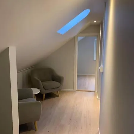 아파트 Sentral Toppleilighet Med Hoy Kvalitet *